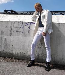 Booted twinks 5d232dec95455.jpg