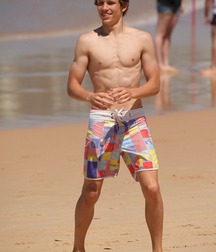 Cuties shirtless 5d239af0e55a8.jpg
