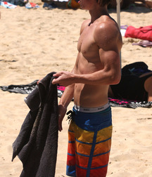 Cuties shirtless 5d239b1ce699d.jpg