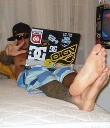 Loving boy feet 2 5d24afecde09d.jpg