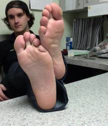 Love sniffing boyfeet 5d24b094ccf5f.jpg