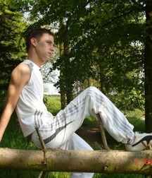 Boys really horny 5d24bc94d99ea.jpg