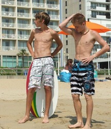 Boys at water 5d24e23be3895.jpg
