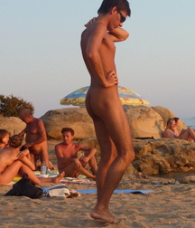 Hotties at seaside 5d25f5ce84c74.jpg