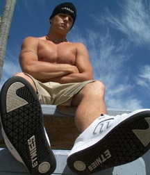 I'm an alpha 5d25f662dbe82.jpg
