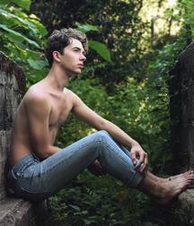 Beautiful boy bodies 5 5d26161bc6d25.jpg