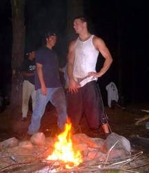 Pissing guys 5d28f162a8416.jpg