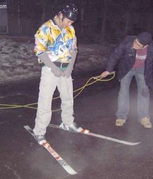 Pissing guys 5d28f1640a6f3.jpg