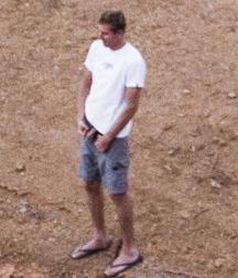 Pissing guys 5d28f176d0cfc.jpg
