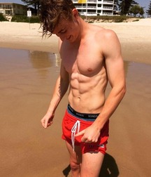 Male beauty 5 5d29f0ad61478.jpg