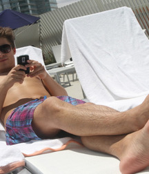 Beautiful boyfeet 5d2a040db2a25.jpg