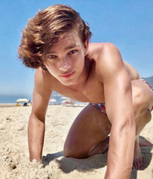 Beauties in summer 5d2a4b7c7e0cd.png