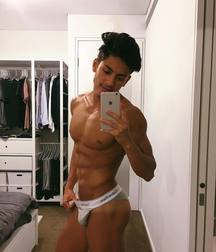 Hotties on hot days 5d2a5c35e56b4.jpg