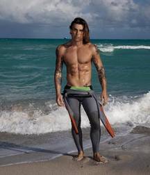 Surfer and beach boys 5d2b5a87a9231.jpg