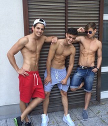 Well built college boys 5d2b65432c155.jpg
