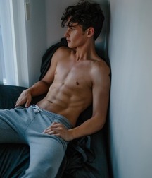 Cuties and hotties 3 5d2b69bf87f92.jpg