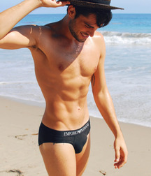 Boys in summer holidays 5d2b8e6fd7b5a.jpg