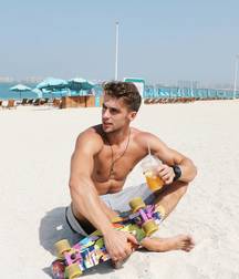 Boys in summer holidays 5d2b8e79bb534.jpg