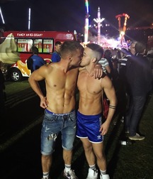 Boys in summer holidays 5d2b8e94a1e7a.jpg