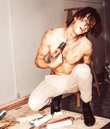 Male models 5d2c913776d96.jpg