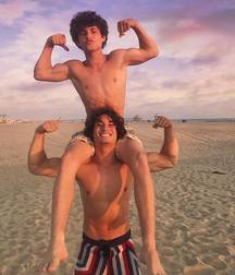 Highschool hotties 2 5d2cc5467f45d.jpg