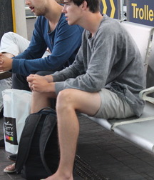 You like my feet and flip flops 5d34cd5fdd8cd.jpg