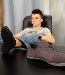 Smelly boy socks 5d35ee6244bd2.jpg