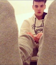 Smelly boy socks 5d35ee7eb1e25.jpg