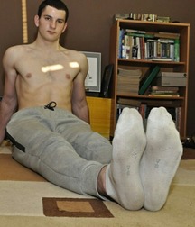 Smelly boy socks 5d35ee9070ec6.jpg
