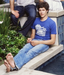 Loving boys feet 5d36279f5a98d.jpg