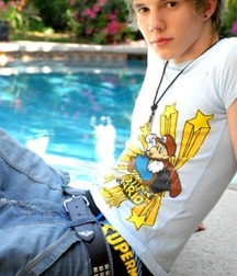 Twinks on holiday 5d363d2ba22ee.jpg