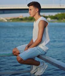 Twinks on holiday 5d363d54ba752.jpg