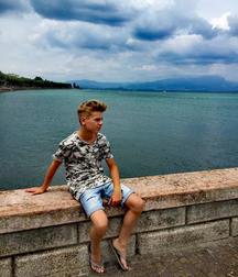 Sunshine boys 5d372395642a0.jpg