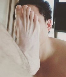 Try some tasty feet 5d378bbb18096.jpg