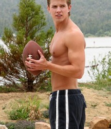 Beautiful school jocks 5d38805ebc2a0.jpg