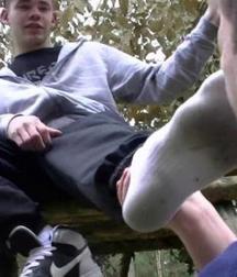Boy smells 2 5d38bbee98395.jpg