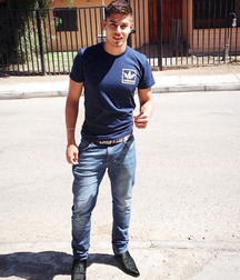 Cowboy hotties 2 5d397336cc6f1.jpg