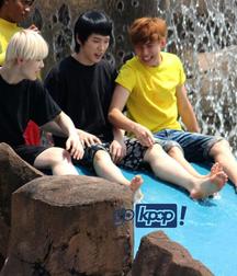 Asian boys barefoot 5d3dd544f1beb.jpg