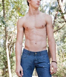 Cool boys extra hot 5d3f119f30f94.jpg