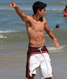 Cool boys extra hot 5d3f11b2199bd.jpg