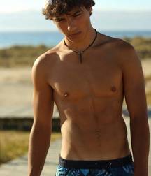 Cool boys extra hot 5d3f11dcd585d.jpg