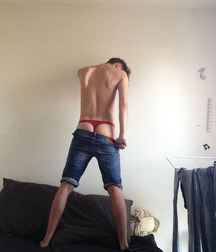 Amazing twink beauties 2 5d3f911b1ab0a.jpg