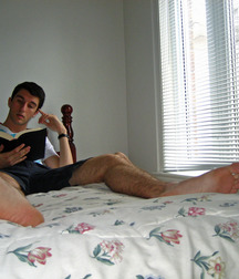 Hot guys hot feet 5d4017eaab573.jpg