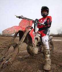 Offroad bikers 5d408a134e36a.jpg