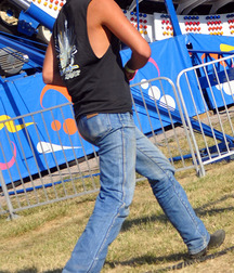 College boys 5d41b4b5246c3.jpg
