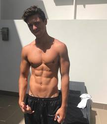 Twinks in summer sun 5d42b63beea72.jpg