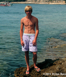 Sunny beach beauties 5d4405c314aa6.jpg