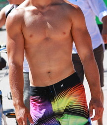 Beach hotties 5d4429cfc6855.jpg