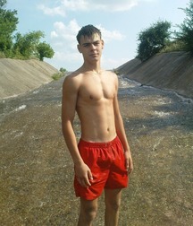 Boy hotties during holidays 5d44d7d2e064d.jpg