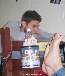 Feet for face 5d45f8812d218.jpg